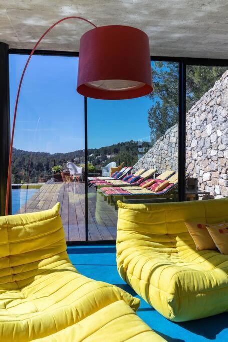 Villa On The Rocks 邦多勒 外观 照片